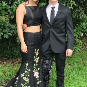 Black two piece prom dress!!